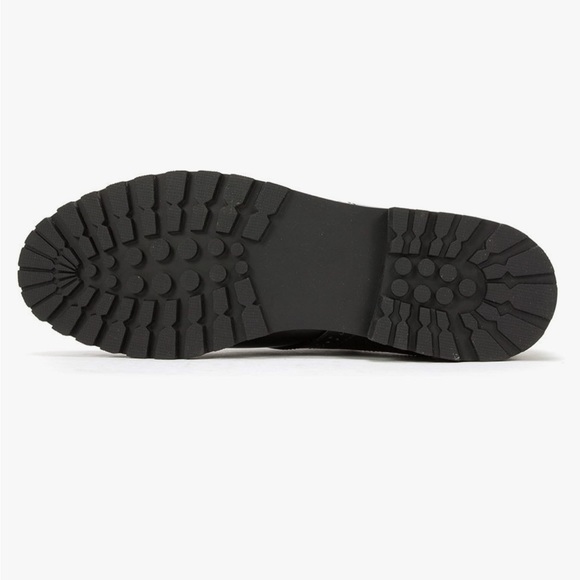 White Mountain Gilly Oxford Patent Leather Shoes - EUC - Picture 5 of 12